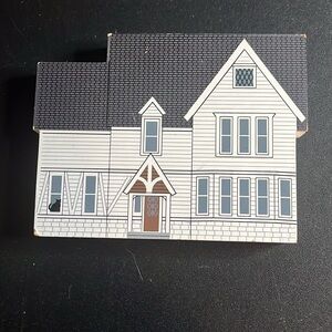 CATS MEOW 1996 Neighborhood Event House Shelf Sitter